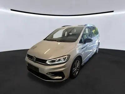 Gebraucht VW Touran R-line 150 PS (110 kW) 2022 Silber Van / Kleinbus
