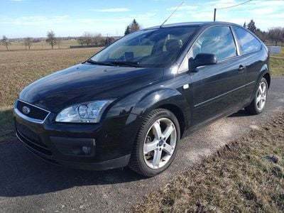 Gebraucht Ford Focus Titanium 116 PS (85 kW) 2005 Schwarz Coupé
