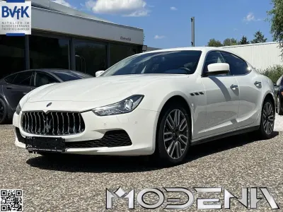 Gebraucht Maserati Ghibli 411 PS (302 kW) 2015 Weiß bianco alpi perleffekt Limousine