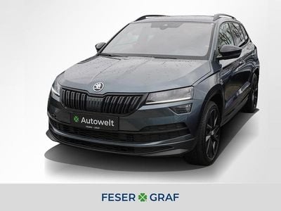 Quarzgrau metallic Gebraucht 2021 Skoda Karoq SportLine SUV | 26.440 € (Guter Preis)