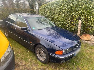 Second-hand BMW 525 143 CP (105 kW) 1996 Albastru Berlinǎ
