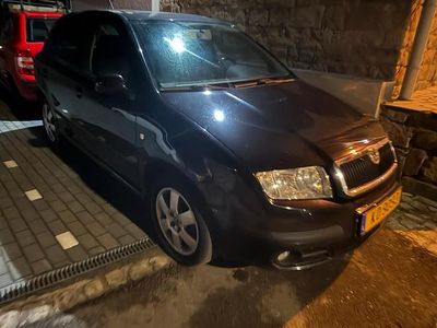 Schwarz Gebraucht 2006 Skoda Fabia Limousine | 2.650 €