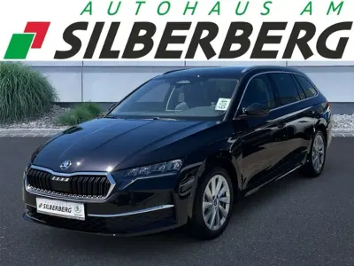 Gebraucht Skoda Octavia Selection 150 PS (110 kW) 2025 Schwarzmagic perleffekt Kombi