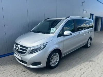 Gebraucht Mercedes V250 Sport 190 PS (139 kW) 2018 Brillantsilber metallic Van / Kleinbus