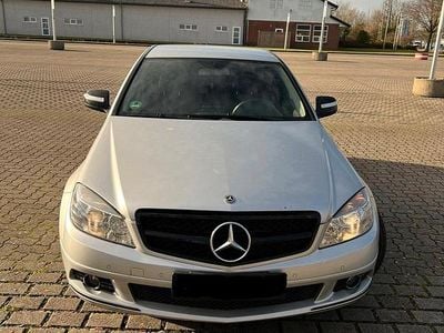 Gebraucht Mercedes 320 245 PS (180 kW) 2009 Silber Limousine