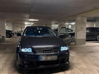 Gebraucht Audi A3 102 PS (75 kW) 2001 Schwarz Kleinwagen