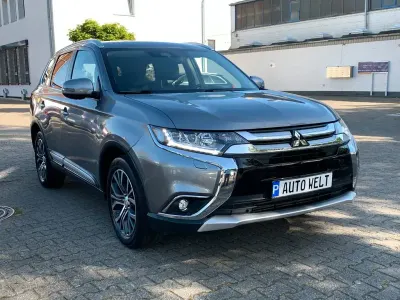 Używany Mitsubishi Outlander Top 150 KM (110 kW) 2017 Szary SUV