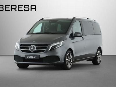 Mercedes V220