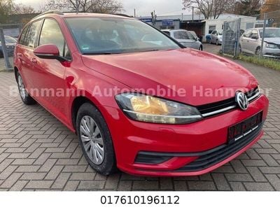 Gebraucht VW Golf VII Trendline 116 PS (85 kW) 2019 Rot Kombi