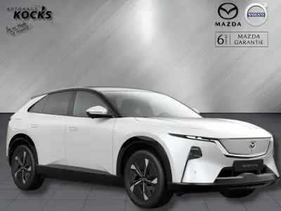 Neu Mazda CX-6e 189 kW (258 PS) 2026 Multitone crystal white pearl SUV