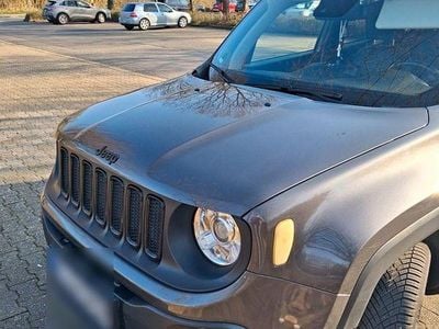Gebraucht Jeep Renegade Limited 140 PS (102 kW) 2018 Grau SUV