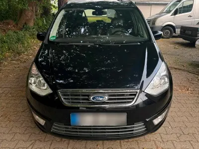 Gebraucht Ford Galaxy 163 PS (119 kW) 2014 Schwarz Van / Kleinbus