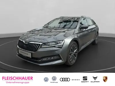Gebraucht Skoda Superb LAURIN & KLEMENT 150 PS (110 kW) 2023 Grau Kombi