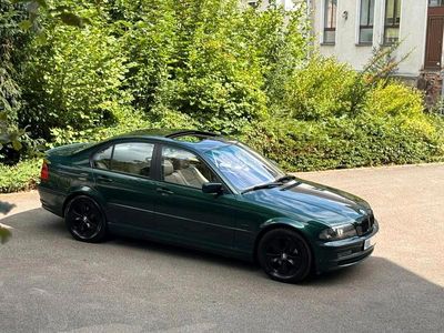 BMW 323