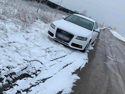 Gebraucht Audi A4 140 PS (102 kW) 2011 Weiß Limousine