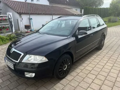 Gebraucht Skoda Octavia 105 PS (77 kW) 2009 Schwarz Kombi