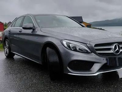 Gebraucht Mercedes C350e 211 PS (155 kW) 2018 Grau Limousine