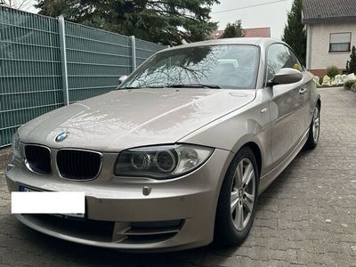 gebraucht BMW 120 Coupé d Grau