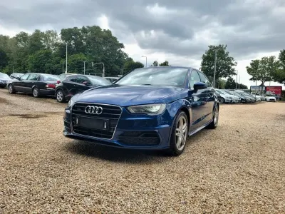 Gebraucht Audi A3 S-Line 184 PS (135 kW) 2015 Blau Limousine