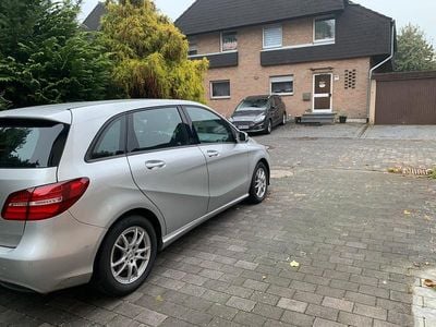 Mercedes B200