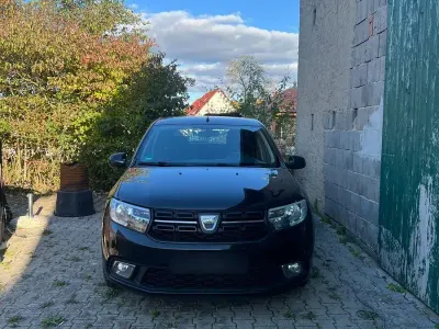 Gebraucht Dacia Sandero Lauréate 90 PS (66 kW) 2017 Schwarz Limousine