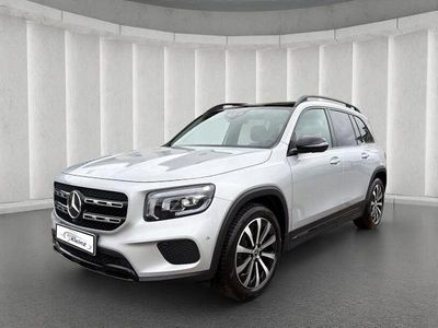 Gebraucht Mercedes GLB200 Night 163 PS (119 kW) 2022 Silber SUV