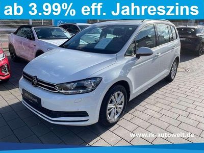 Weiss Gebraucht 2024 VW Touran Comfortline Van / Kleinbus | 30.998 € (Fairer Preis)