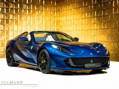 Second-hand Ferrari 812 799 CP (587 kW) 2021 Albastru Cabrio