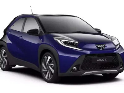 Neu Toyota Aygo X-plore 72 PS (52 kW) 2025 Juniper blue/ dach schwarz Kleinwagen
