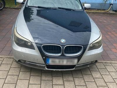 BMW 525