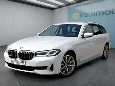 Gebraucht BMW 540 340 PS (250 kW) 2023 Weiß Kombi