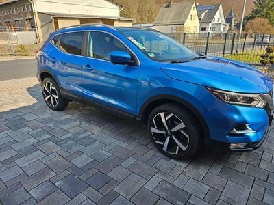 Second-hand Nissan Qashqai Tekna 159 CP (116 kW) 2019 Albastru SUV