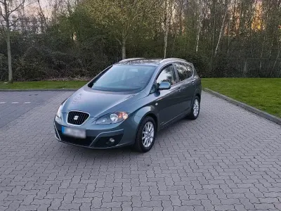 Gebraucht Seat Altea XL 125 PS (91 kW) 2013 Grau Van / Kleinbus