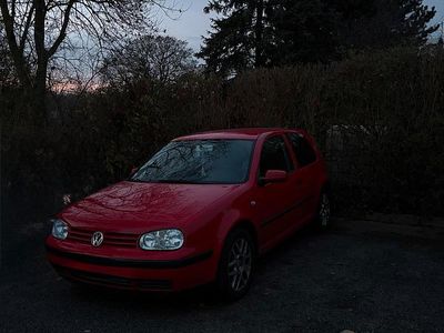 Gebraucht VW Golf IV 116 PS (85 kW) 2003 Rot Kleinwagen