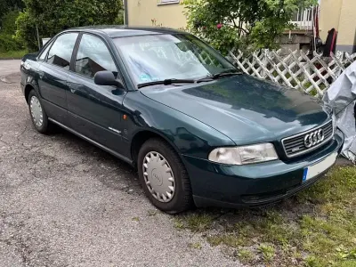 Gebraucht Audi A4 101 PS (74 kW) 1996 Grün Limousine