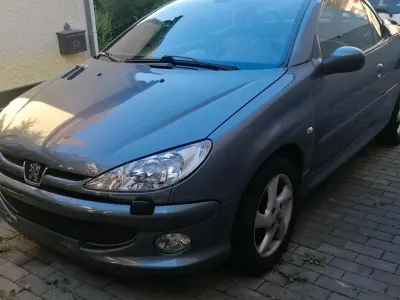 Gebraucht Peugeot 206 CC 109 PS (80 kW) 2006 Grau Cabrio