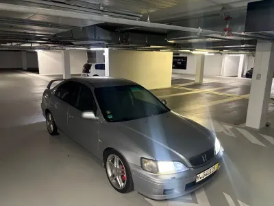 Käytetty Honda Accord Type R 212 HP (155 kW) 2001 Hopea Sedan