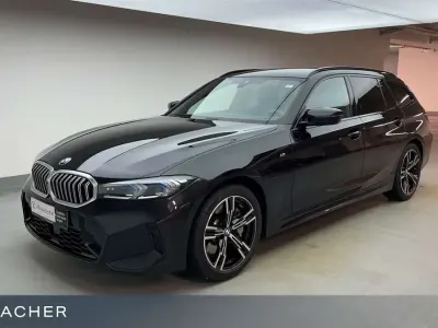 Gebraucht BMW 330 M Sport 286 PS (210 kW) 2025 Saphirschwarz metallic Kombi