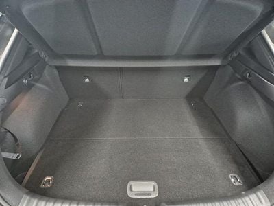 Neu Kia XCeed 2025 Schwarz SUV