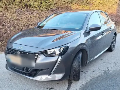 Gebraucht Peugeot 208 Allure 130 PS (95 kW) 2022 Grau Kleinwagen