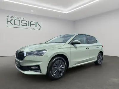Neu Skoda Fabia Lodge 95 PS (69 kW) 2026 Grün Kleinwagen