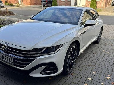 Usata VW Arteon R-line 200 CV (147 kW) 2023 Bianco Berlina