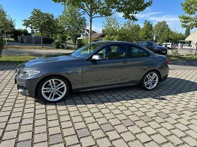 BMW 220