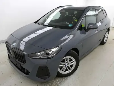 Gebraucht BMW 220 M Sport 170 PS (125 kW) 2024 Sparkling kupfergrau metallic Coupé