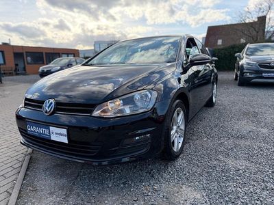 Gebraucht VW Golf VII Comfortline 105 PS (77 kW) 2013 Deep black perleffekt Kleinwagen