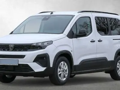 Gebraucht Peugeot Rifter Allure 102 PS (75 kW) 2025 Weiß Van / Kleinbus