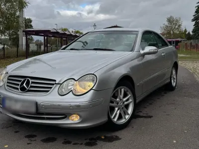 Gebraucht Mercedes CLK320 235 PS (172 kW) 2003 Andere farben Coupé