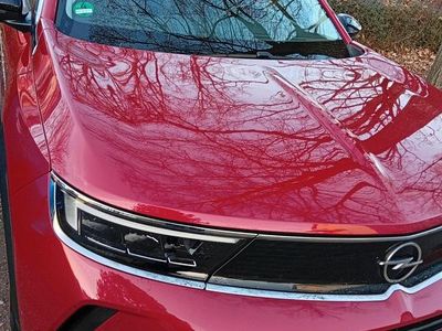 Rot Gebraucht 2022 Opel Mokka-e SUV | 14.495 € (Superpreis)