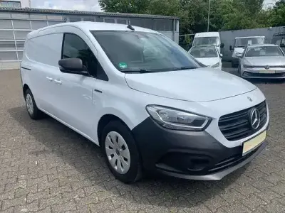 Gebraucht Mercedes eCitan 89 kW (122 PS) 2024 Weiss Limousine