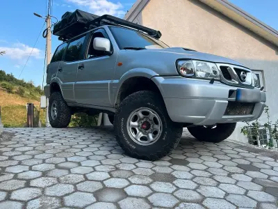 Gebraucht Nissan Terrano 158 PS (116 kW) 2003 Silber SUV